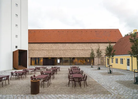 Tarihi Tüccar Malikanesi Sanat ve Doğayla Buluşuyor: SMK Thy