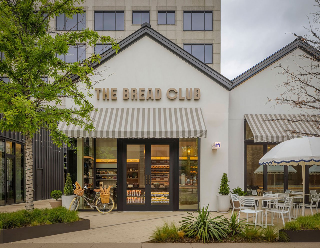 The Bread Club: Dallas’ta Paris Esintili Modern Bir Fırın Tasarımı