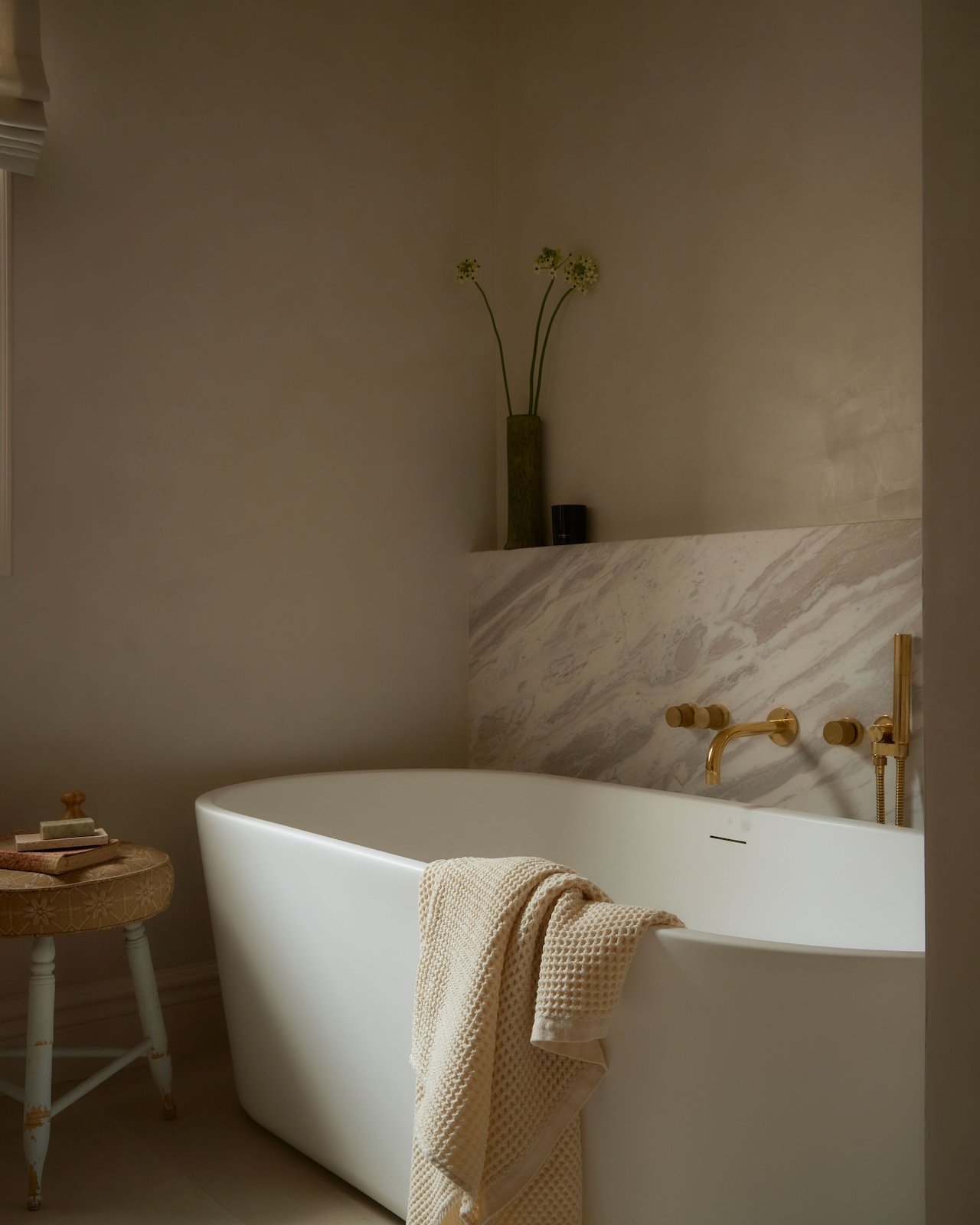 Toronto Townhouse: Sam Sacks'tan Işık ve Mimari Zarafet Dersi