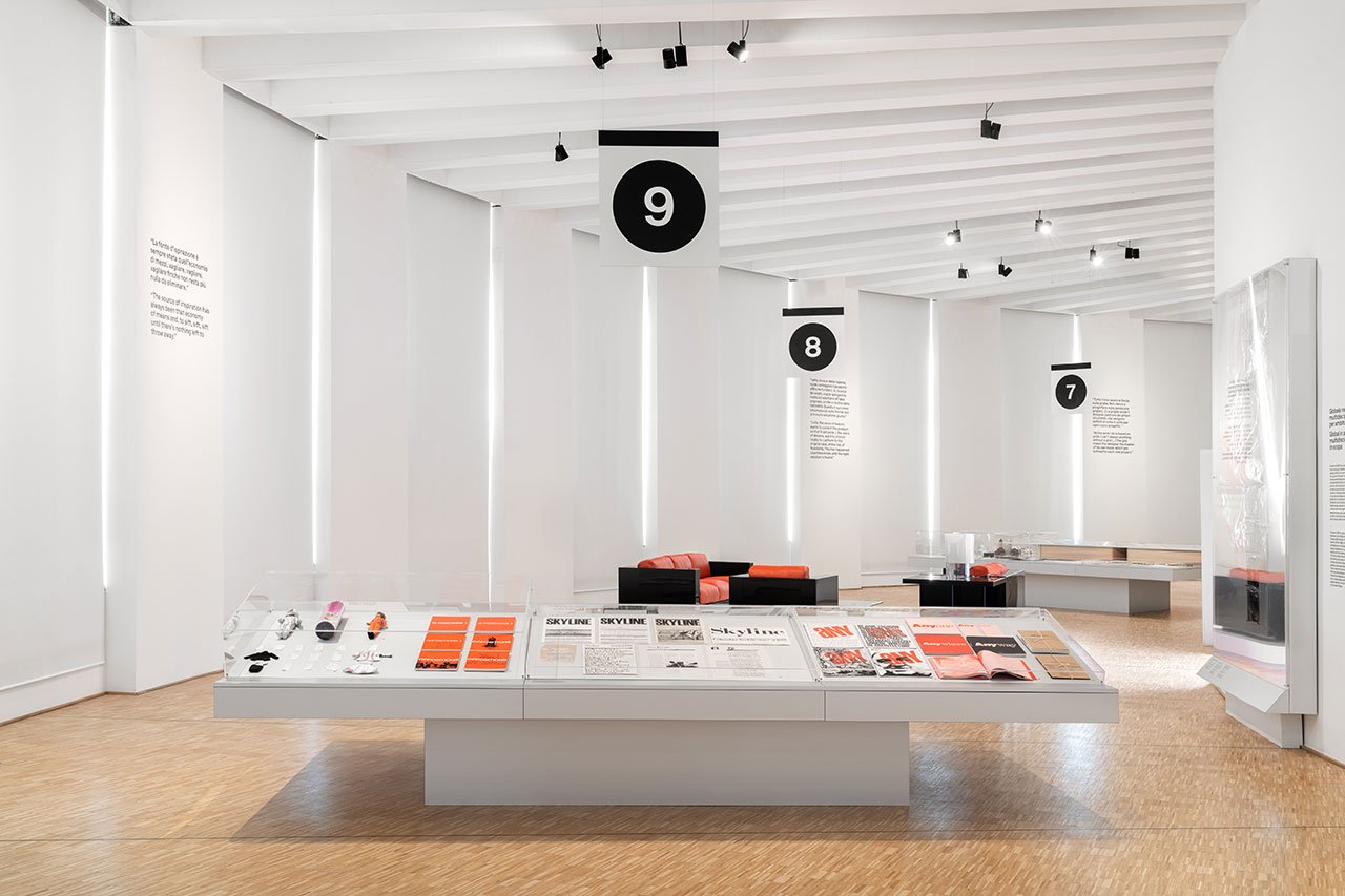 Vignelli'nin Netlik Dili: Milano'da Zamansız Tasarım Sergisi