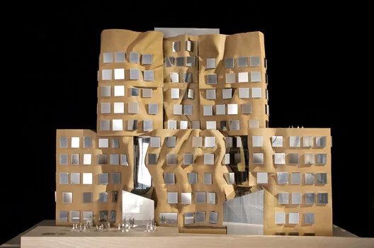 Gehry Yüzyılı: Porto'daki Retrospektifin Düşündürdükleri