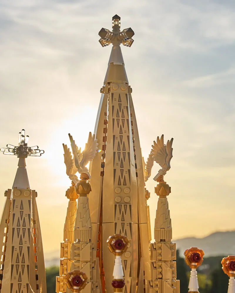 LEGO Sagrada Familia: 12.060 Parçalık Dev Set Geldi