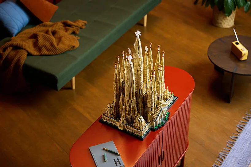 LEGO’dan 12.060 Parçalık Sagrada Familia Seti: Gaudí’ye Dev Bir Saygı Duruşu