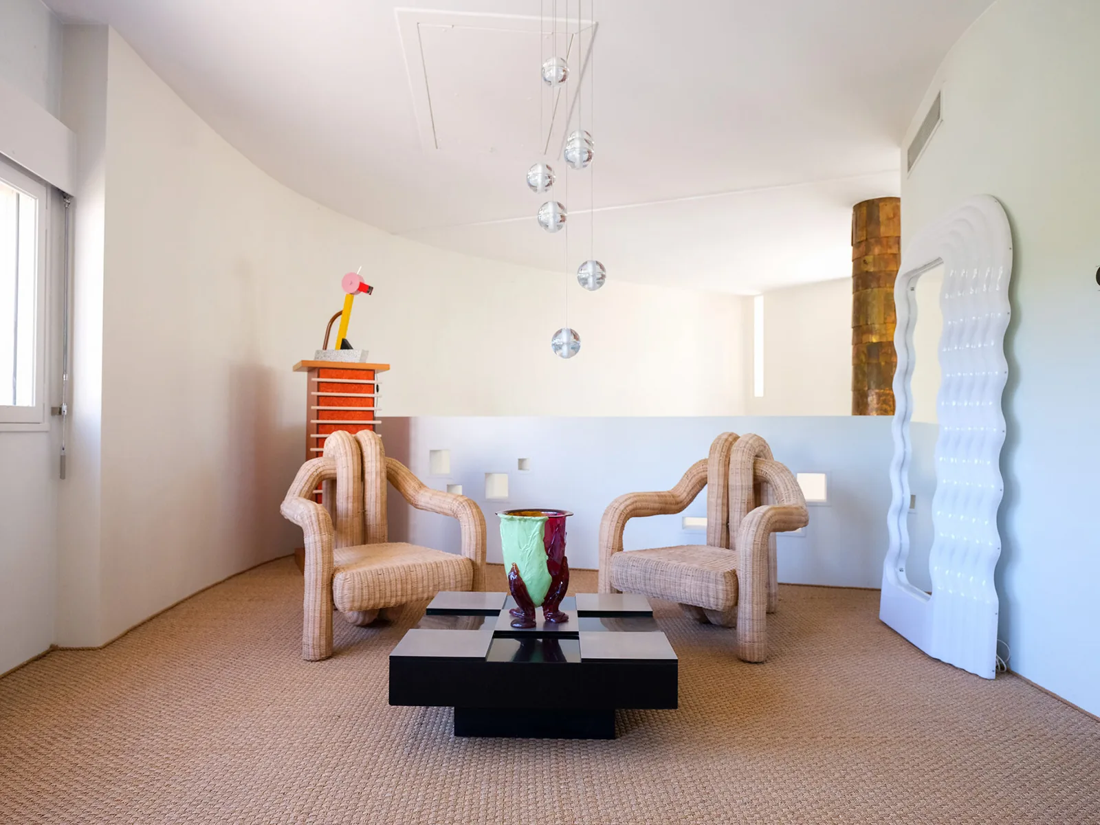 Arles'ta Pop-Up Otel: Casa Ideale ile 70'ler Villasında Sanat ve Konaklama