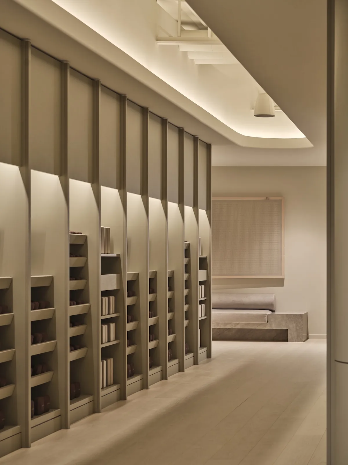 Wellness Uzay Gemisi: Solis East'te Tasarım ve Işık Dansı