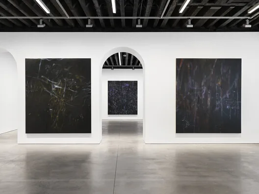 Tarihi Yapıda Modern Galeri: Marian Goodman NYC