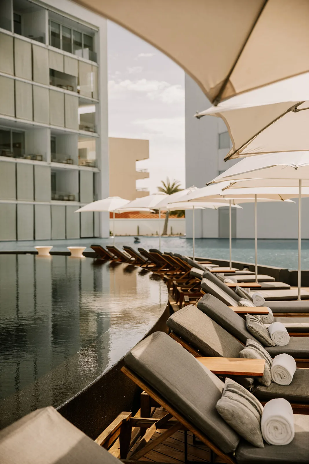 Viceroy Los Cabos: Suda Yüzen Brütalist Anıtlar